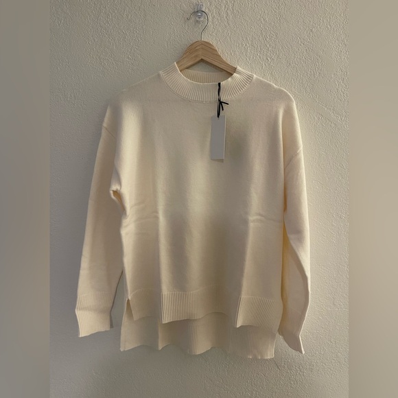 NWT BOUTIQUE Ivory Sweater - Picture 4 of 4